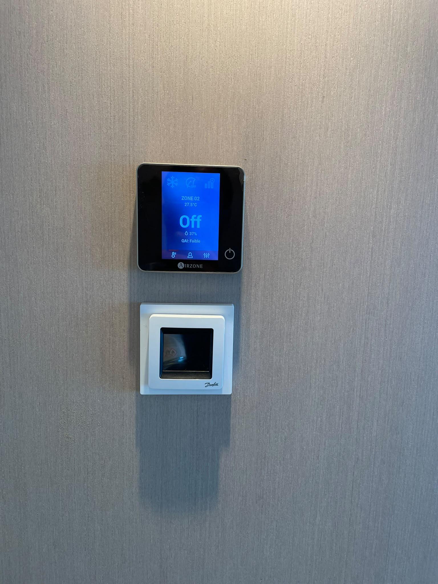 Thermostat Airzone de régulation par zone